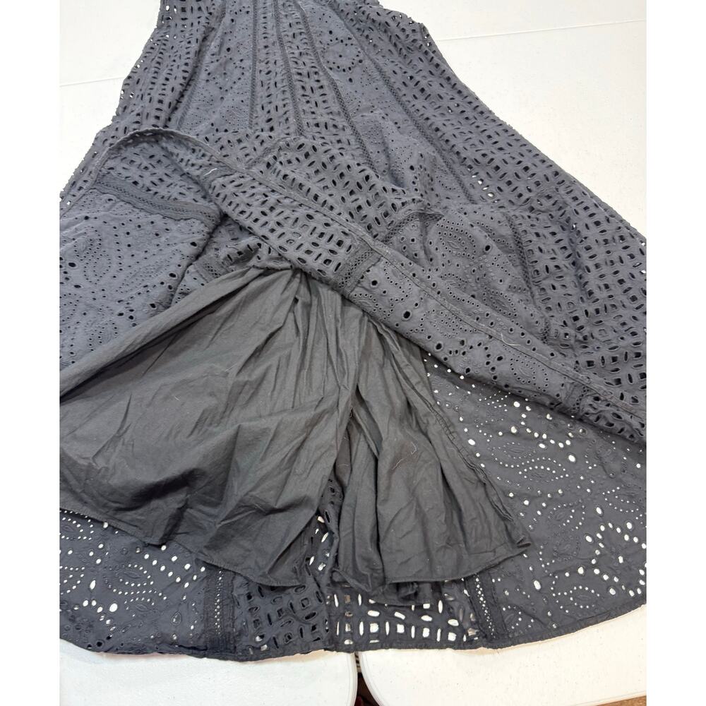 Veronica Beard Alina Black
eyelet cut dress Size 4 - Picture 5 of 6